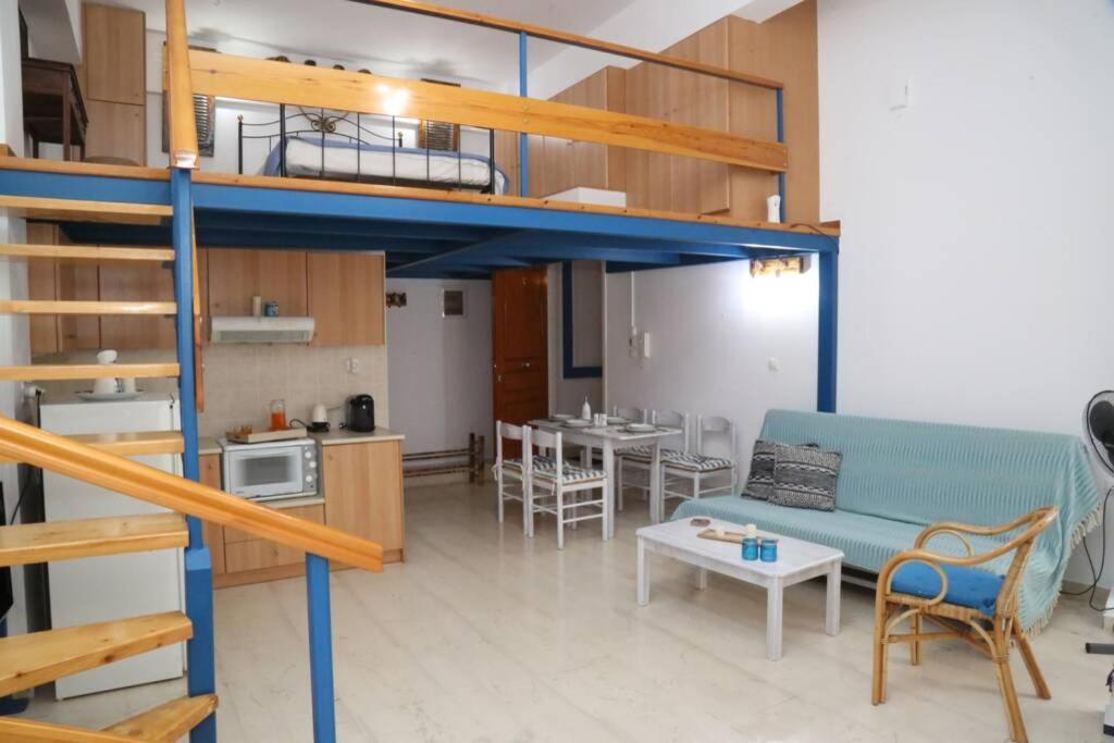 Lignum Appartement Ermoupoli Buitenkant foto